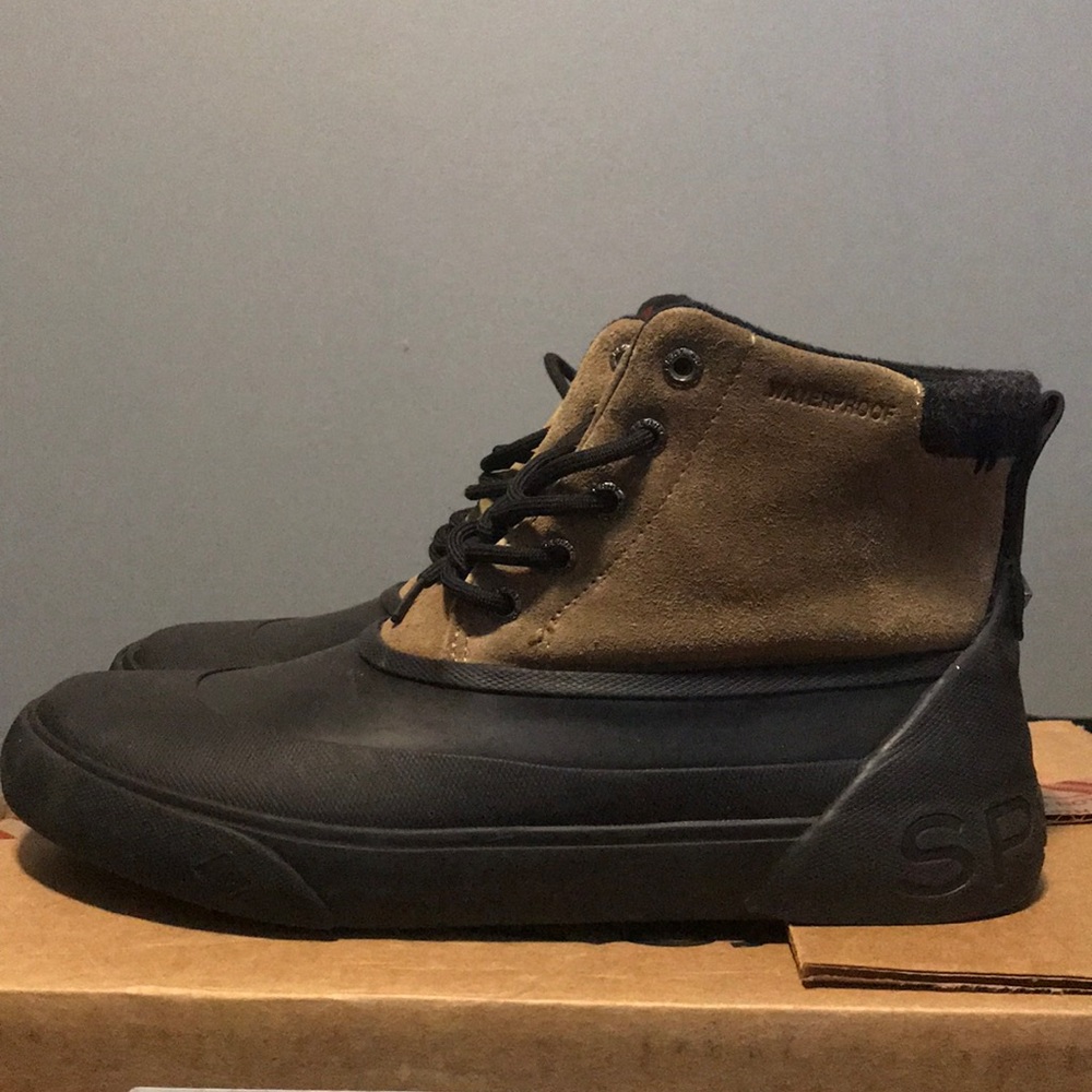 Sperry watercut boots